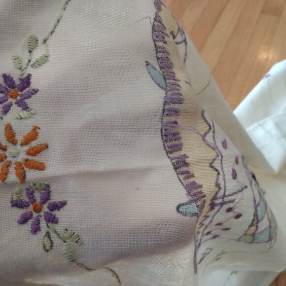 Vintage Full Apron Pinafore Handmade Embroidered Lady Flowers AS IS Flaws Ripped - Picture 14 of 14